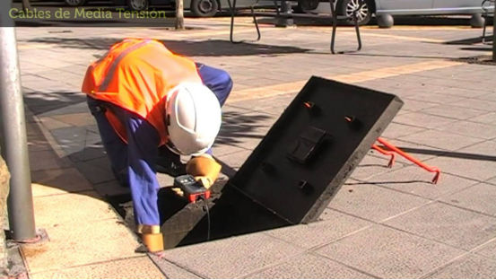 <a href='http://www.tjjxsd56.com/Cpzx/dianlanceshiyi/ariadnaic1g.html'>電纜識別儀</a>