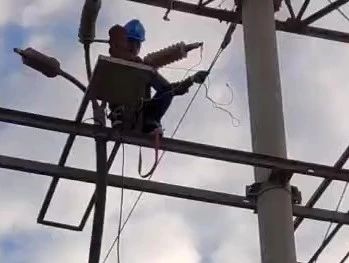 康高特Ronaldo高能量<a href='http://www.tjjxsd56.com/Ppzq/ersted.html'>電纜故障定位儀</a> 現場準確檢測35kv電纜故障點