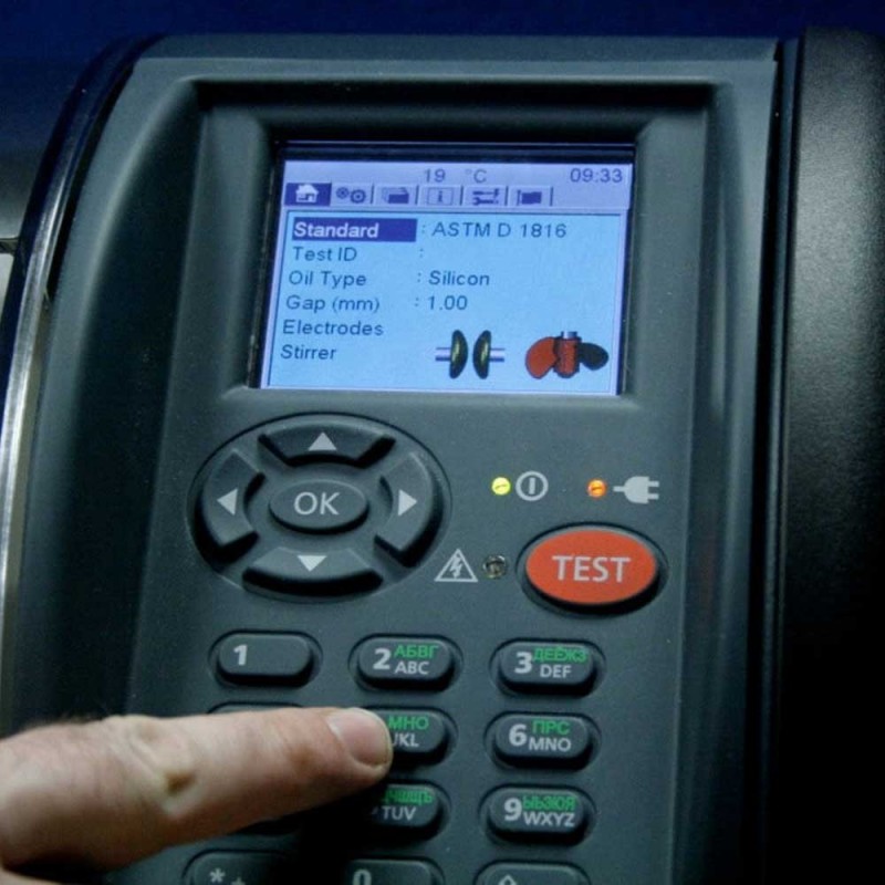 OTS便攜式<a href='http://www.tjjxsd56.com/Ppzq/b2.html'>絕緣油測試儀</a>